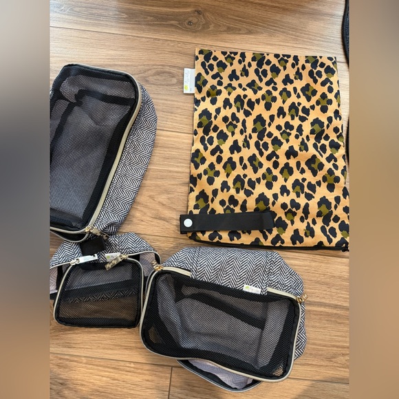 Itzy Ritzy Boss Diaper Bag “Coffee and Cream”. Black cream tan brown Vegan - Picture 11 of 11